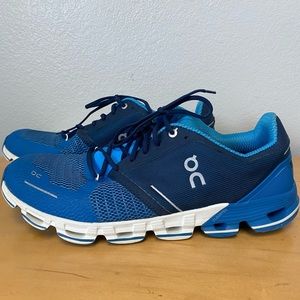 Mens On cloud cloud flyer shoes size 12.5